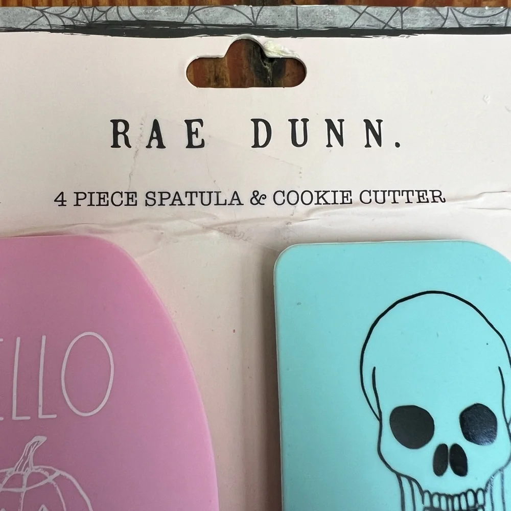 NWT Rae Dunn Pink and Blue Halloween Spatula and Cookie Cutter Set
